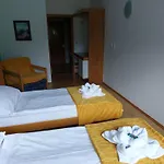 Gold Hotel