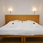 Hotel Gold