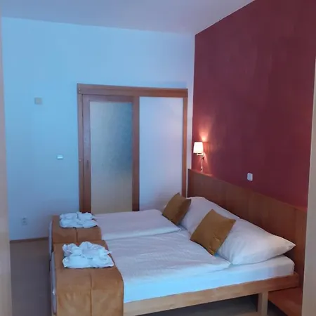 Gold Hotel 3*
