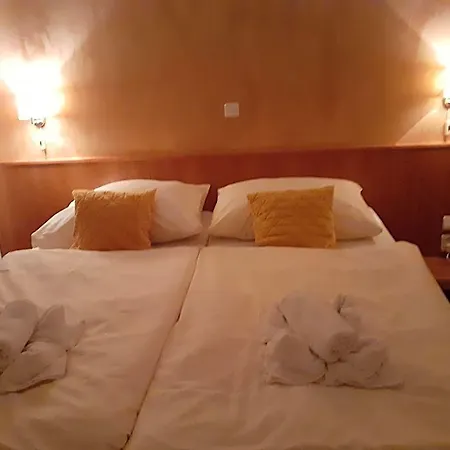 Hotel Gold 3*